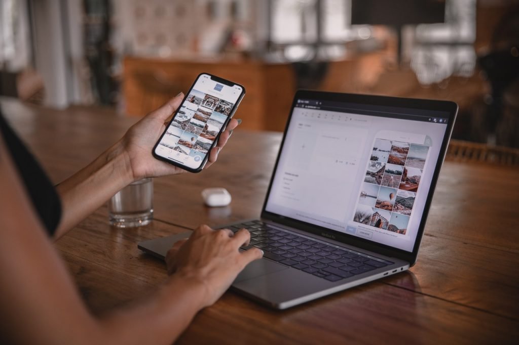 Mobile responsive - one of the most important Website Design Factors